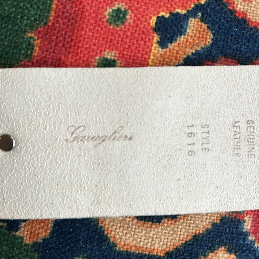 Vintage Made in Italy Garuglieri White Distressed Leather Belt, Silver Buckle - Picture 6 of 11